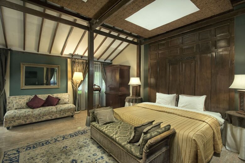 Rumah Boedi Private Residence Villa
