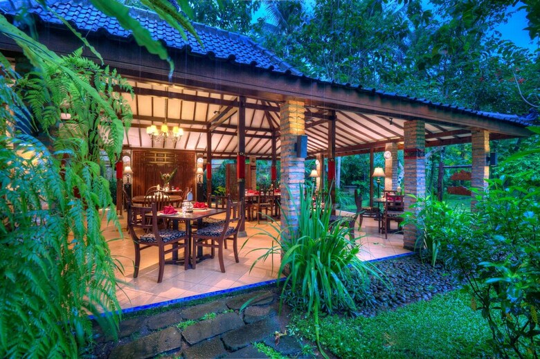Rumah Boedi Private Residence Villa