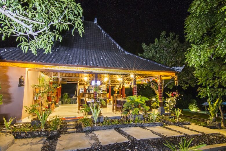 Hotel Poh Manis Lembongan