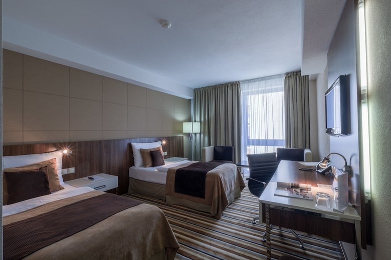 Business Hotel Astrum Laus
