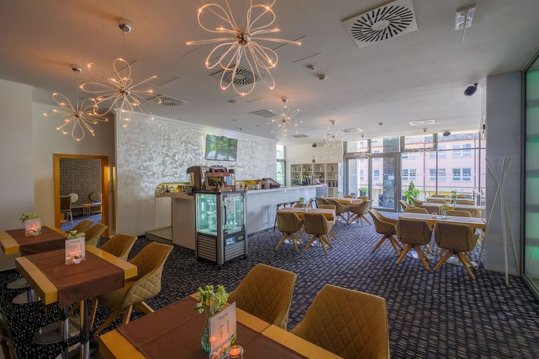 Business Hotel Astrum Laus