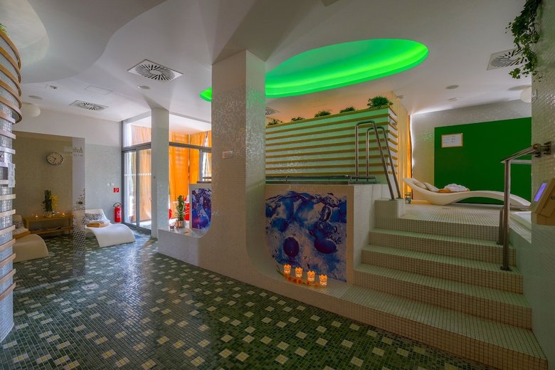 Business Hotel Astrum Laus