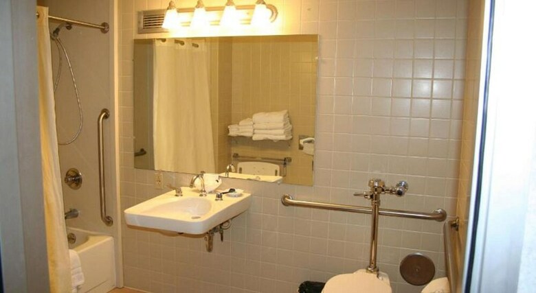 Best Western Plus Portsmouth Hotel & Suites