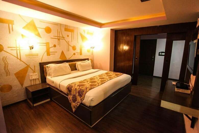 Hotel Seashell Residency & Restaurant