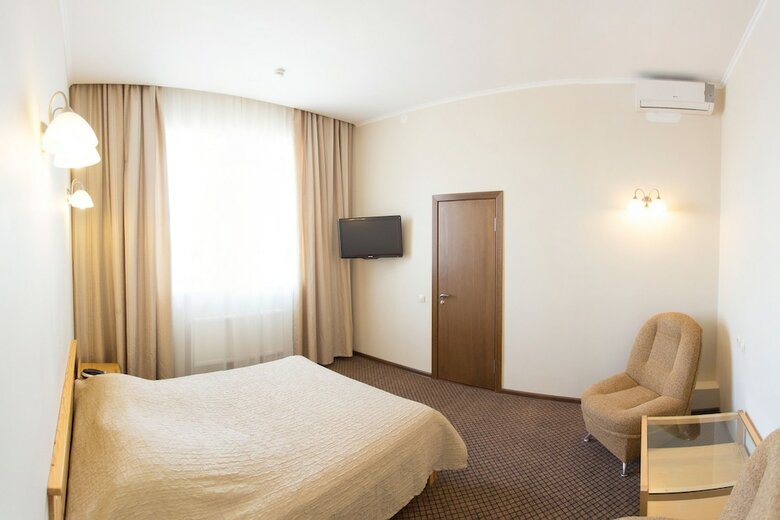 Tranzit Hotel