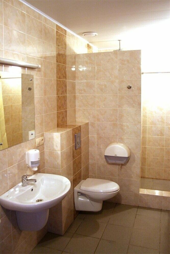Tranzit Hotel