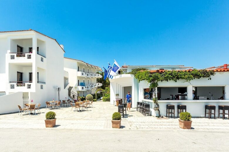 Apartamento Xenios Dolphin Beach Hotel