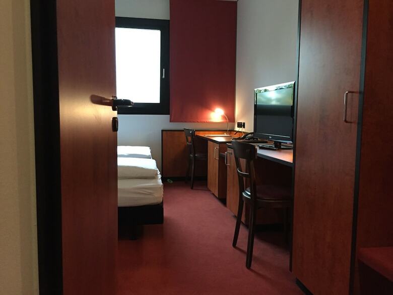 Ara-hotel Comfort