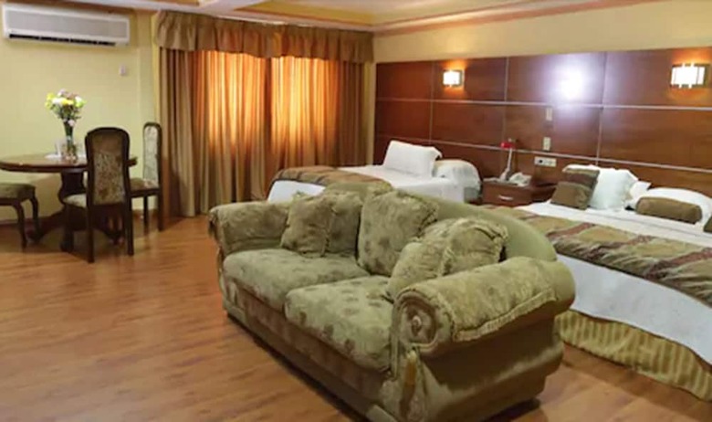 Hotel La Cresta Inn