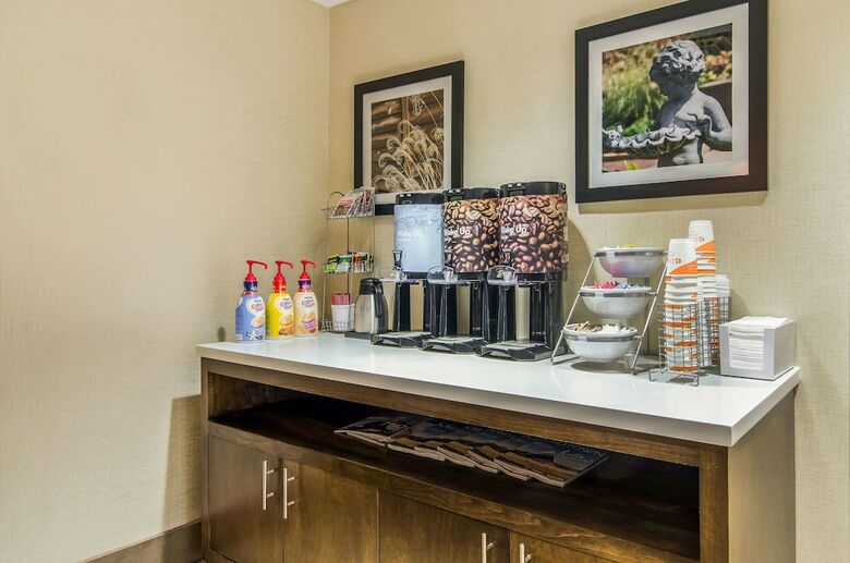 Hotel Comfort Inn Raleigh Midtown