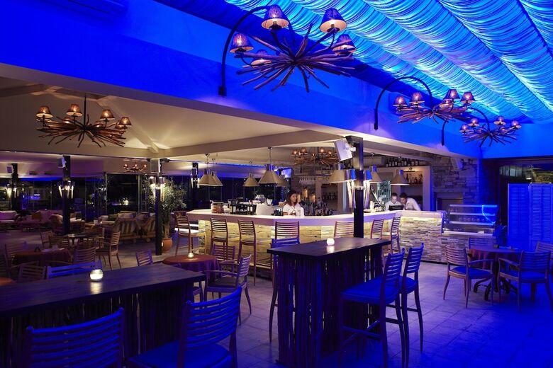 Anthemus Sea Beach Hotel & Spa