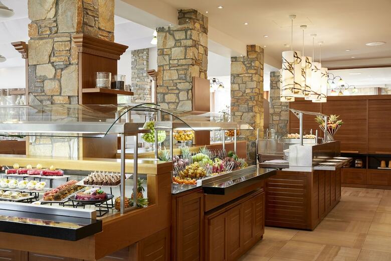 Anthemus Sea Beach Hotel & Spa