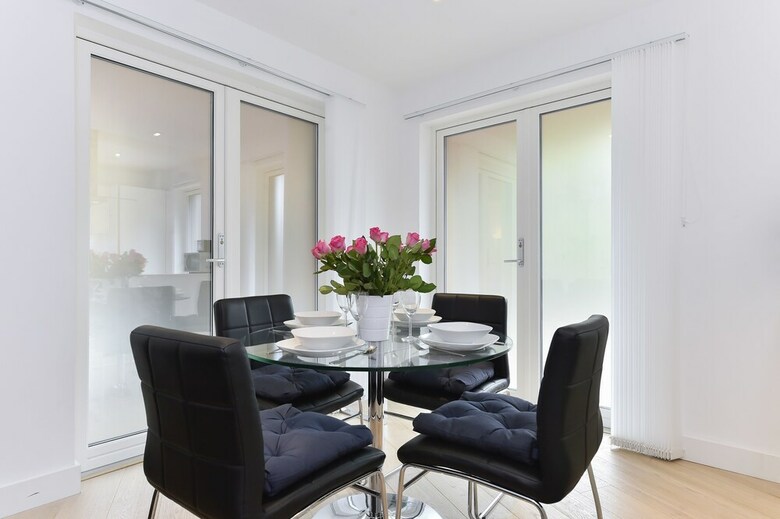 Olive N�k� Apartments