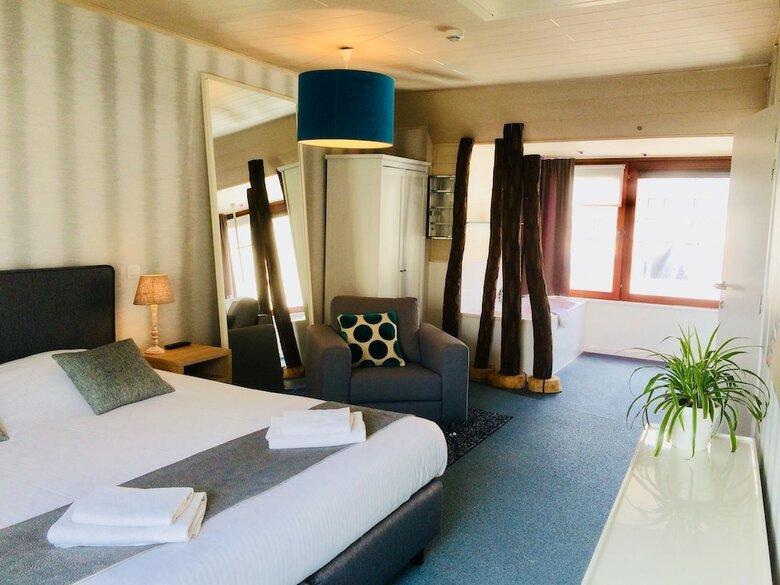 Hotel-jos�