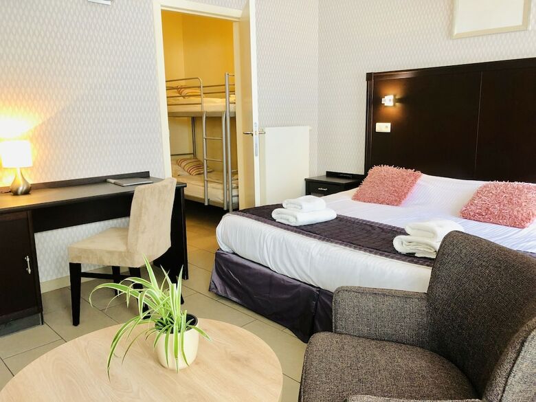 Hotel-jos�