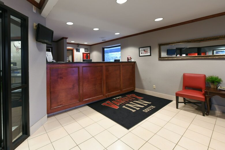 Hotel The Varsity Inn