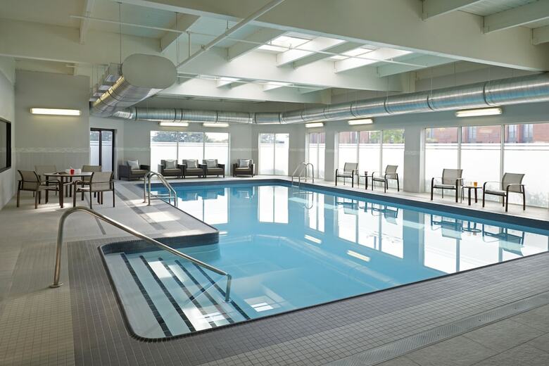Hotel Courtyard By Marriott Toronto Airport