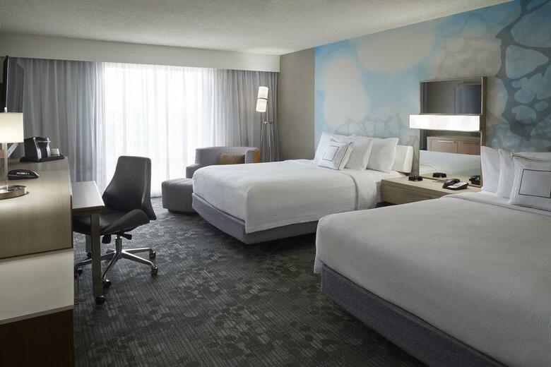 Hotel Courtyard By Marriott Toronto Airport
