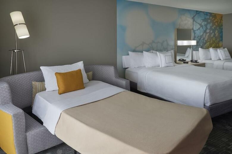 Hotel Courtyard By Marriott Toronto Airport