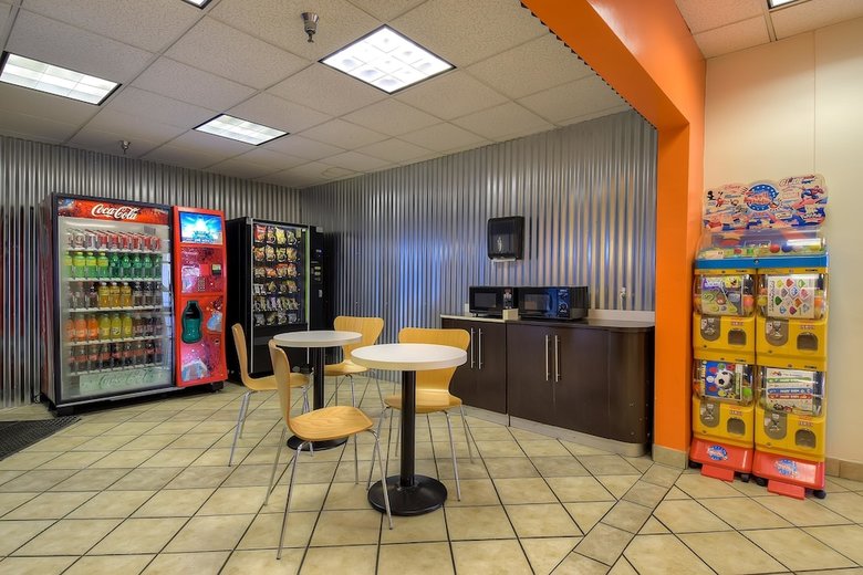 Motel 6 Anaheim, Ca - Maingate