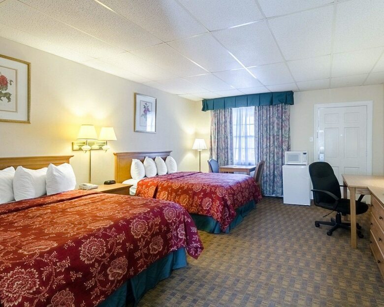 Hotel Rodeway Inn Historic
