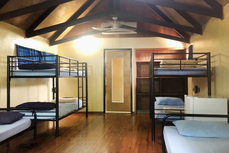 Hostal Magnums Airlie Beach - Hostel