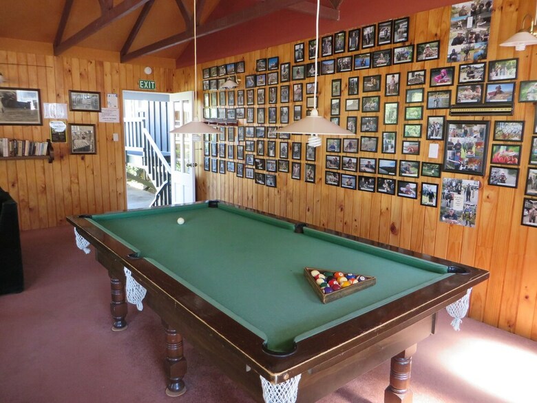 Hotel Sportsmans Lodge