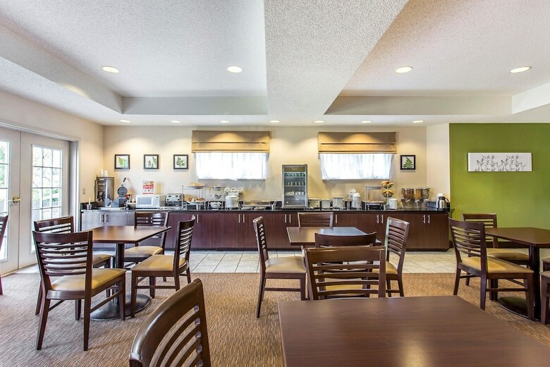 Motel Sleep Inn & Suites