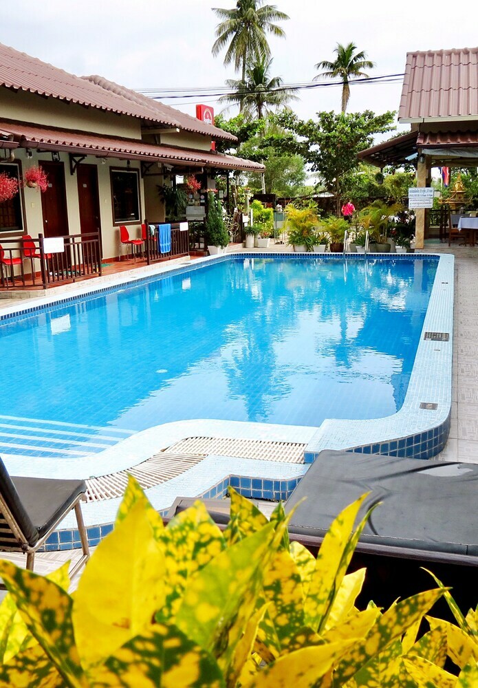 Hotel Makara Bungalows