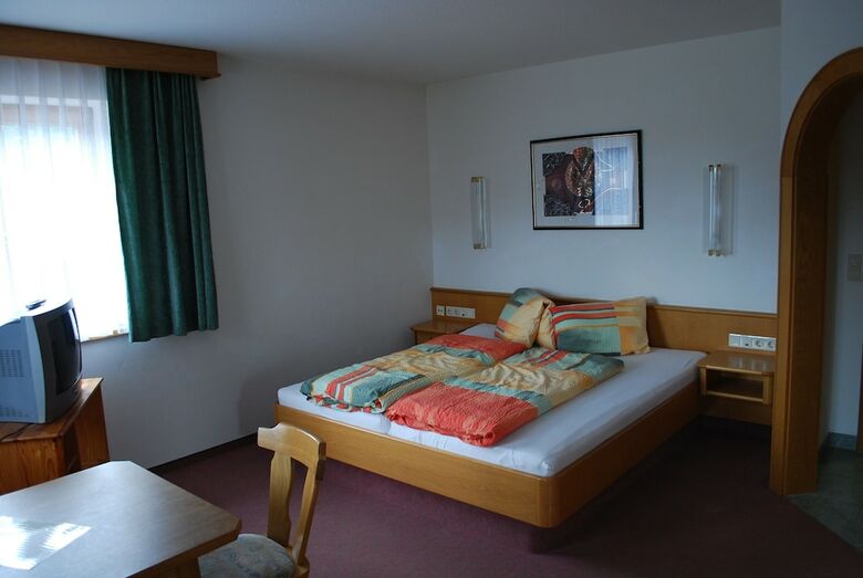 Posada Alpengasthof G�tschenalm