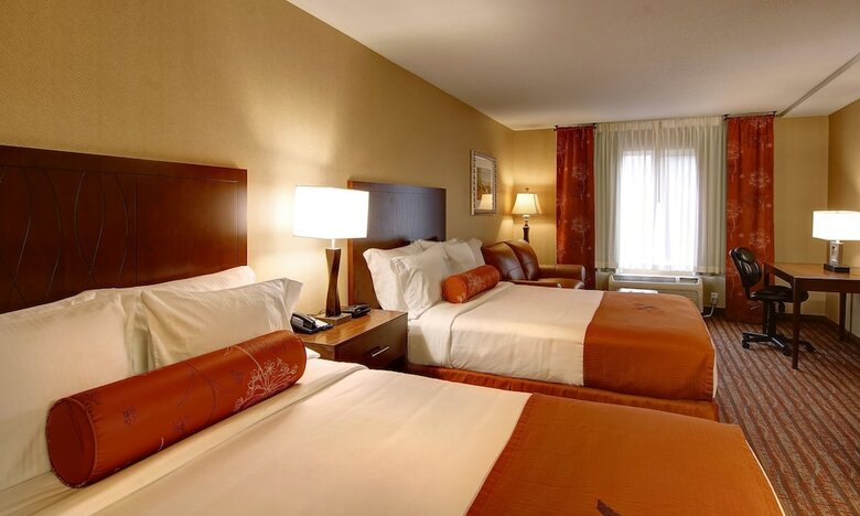 Hotel Phoenix Inn Suites - Albany