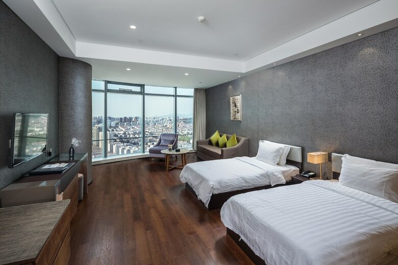 Hotel Grand Madison Qingdao Harbour-view Central