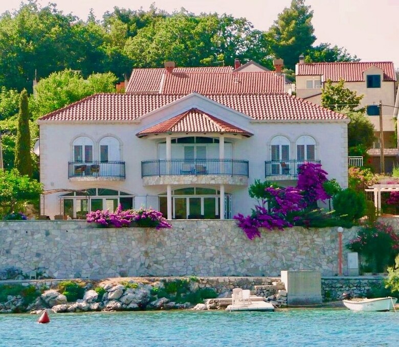 Hotel Villa Almadria Luxury Bed & Breakfast Adults Only