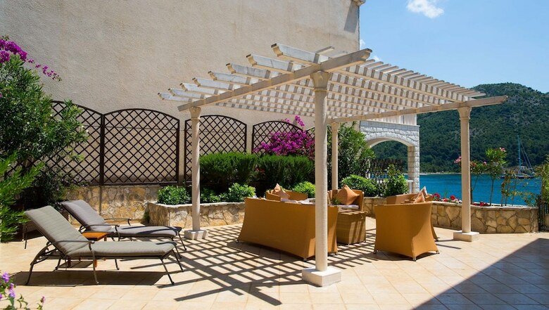 Hotel Villa Almadria Luxury Bed & Breakfast Adults Only