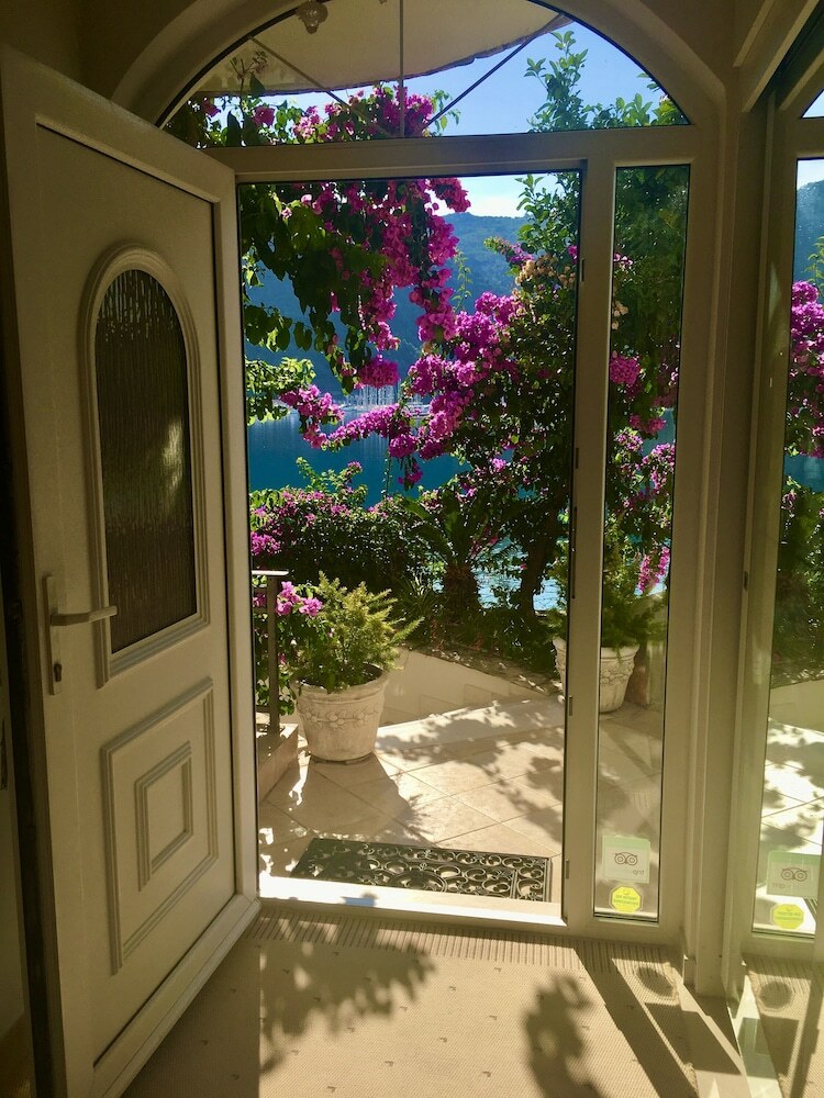 Hotel Villa Almadria Luxury Bed & Breakfast Adults Only