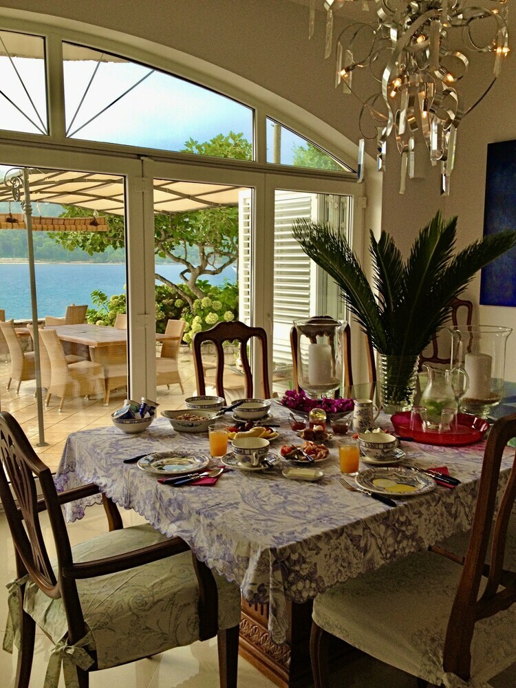 Hotel Villa Almadria Luxury Bed & Breakfast Adults Only