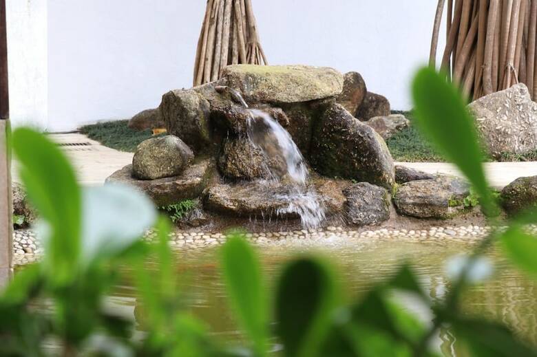 Charme Hotel Guaruj�