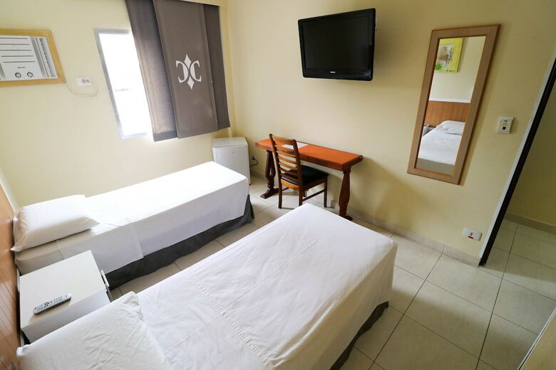 Charme Hotel Guaruj�