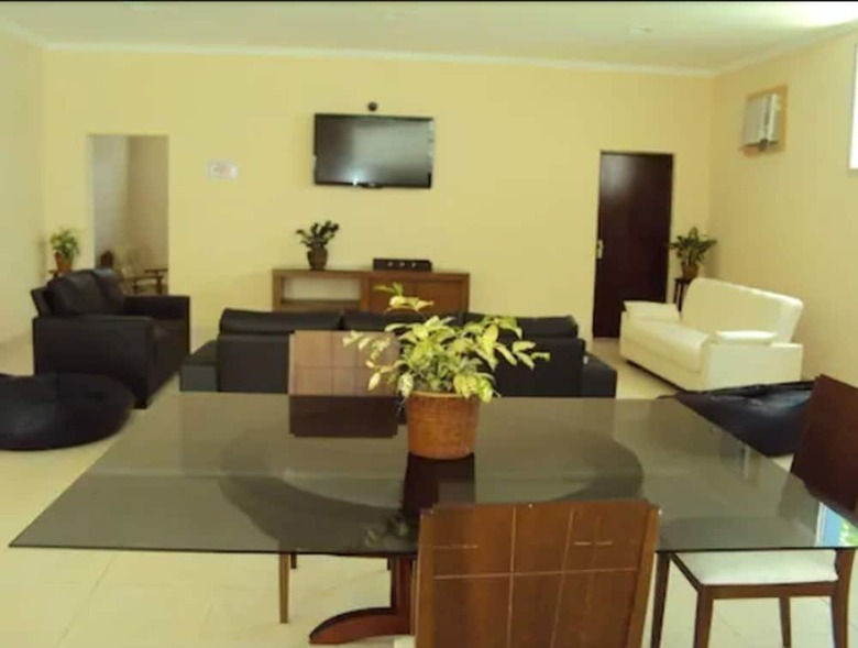 Charme Hotel Guaruj�