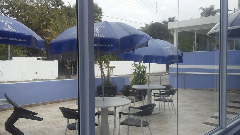 Charme Hotel Guaruj�