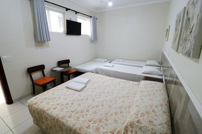 Charme Hotel Guaruj�