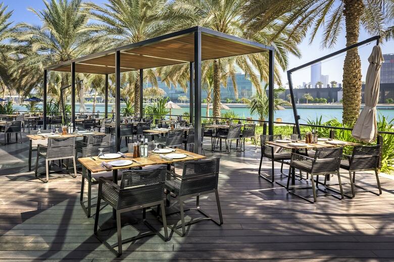 Hotel Beach Rotana