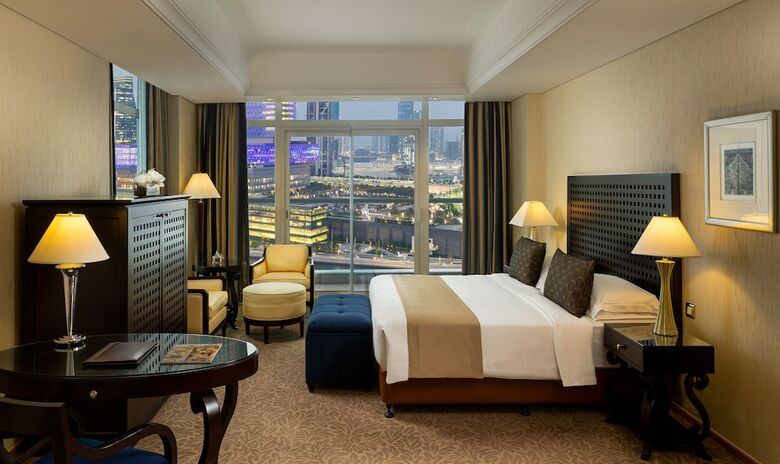 Hotel Beach Rotana
