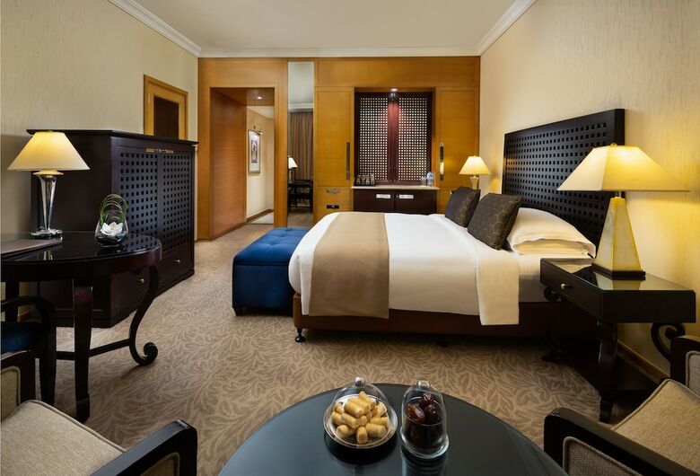 Hotel Beach Rotana