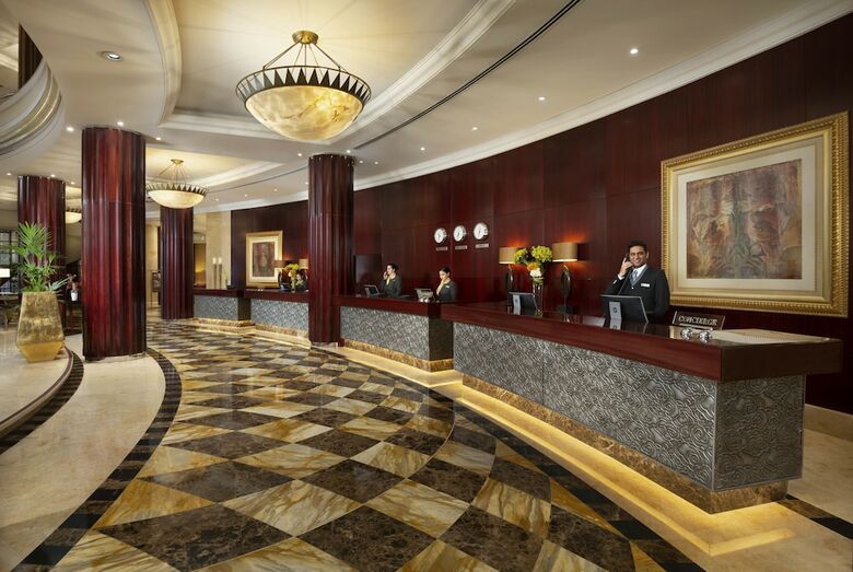 Hotel Beach Rotana