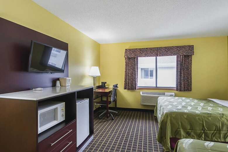 Hotel Quality Inn And Suites