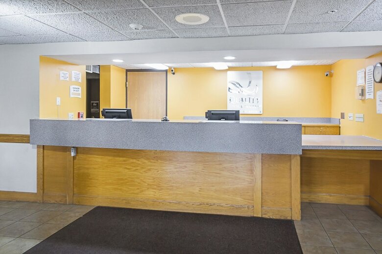 Hotel Quality Inn And Suites