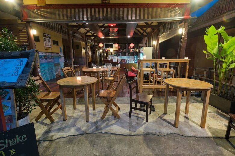 Hostal Sincere Guest House & Restaurant