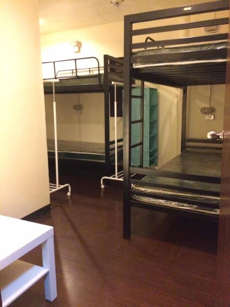 Hostal Sincere Guest House & Restaurant