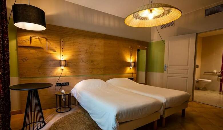 Hotel H�tel Les Restanques de Moustiers